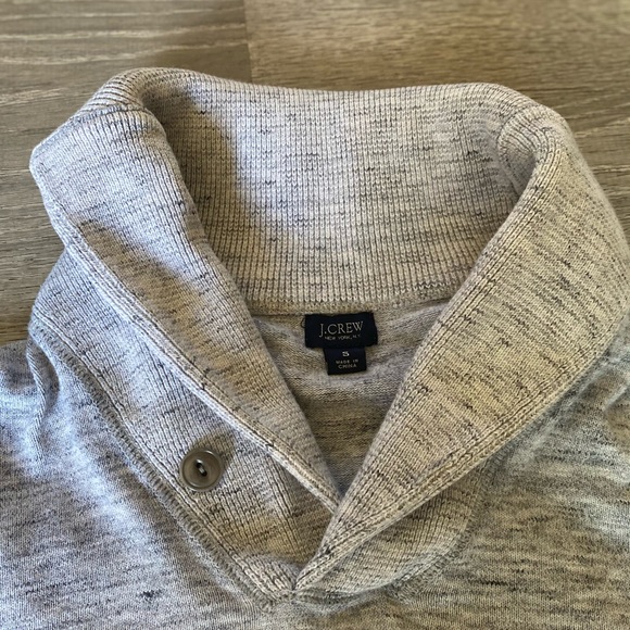 J. CREW | Grey Sweater Shirt with Pockets - Picture 2 of 6